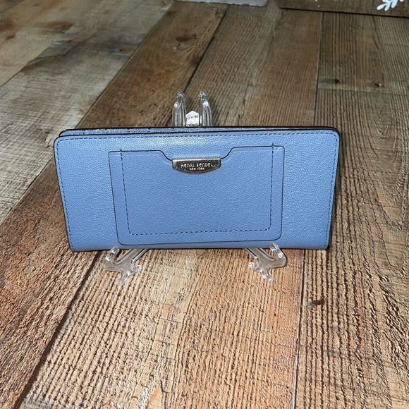 henri bendel Handbags - Henri Bendel West 57th Bifold Wallet Single Snap Credit Cards Baby Blue Leather